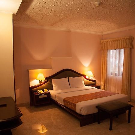 Golf 1 Hotel Đà Lạt Exterior foto