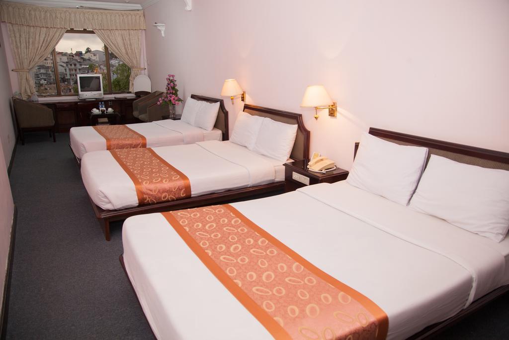 Golf 1 Hotel Đà Lạt Zimmer foto