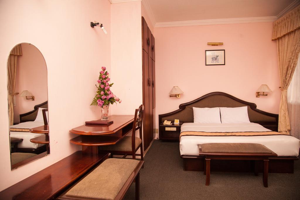 Golf 1 Hotel Đà Lạt Zimmer foto