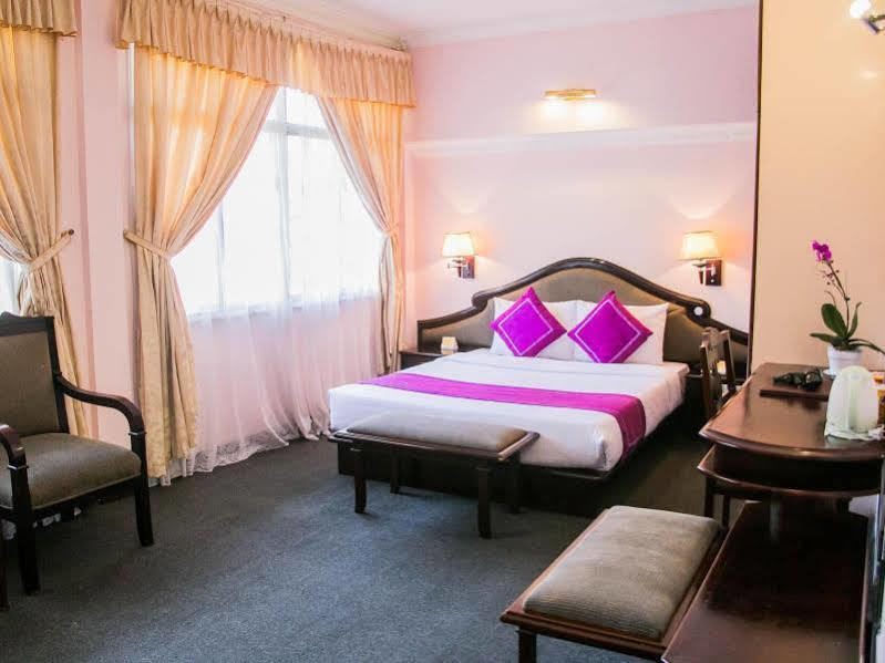 Golf 1 Hotel Đà Lạt Exterior foto